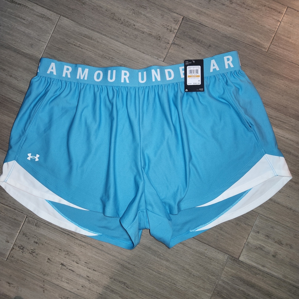 NWT!! Under Armour Women's Light Blue and White Athletic Shorts